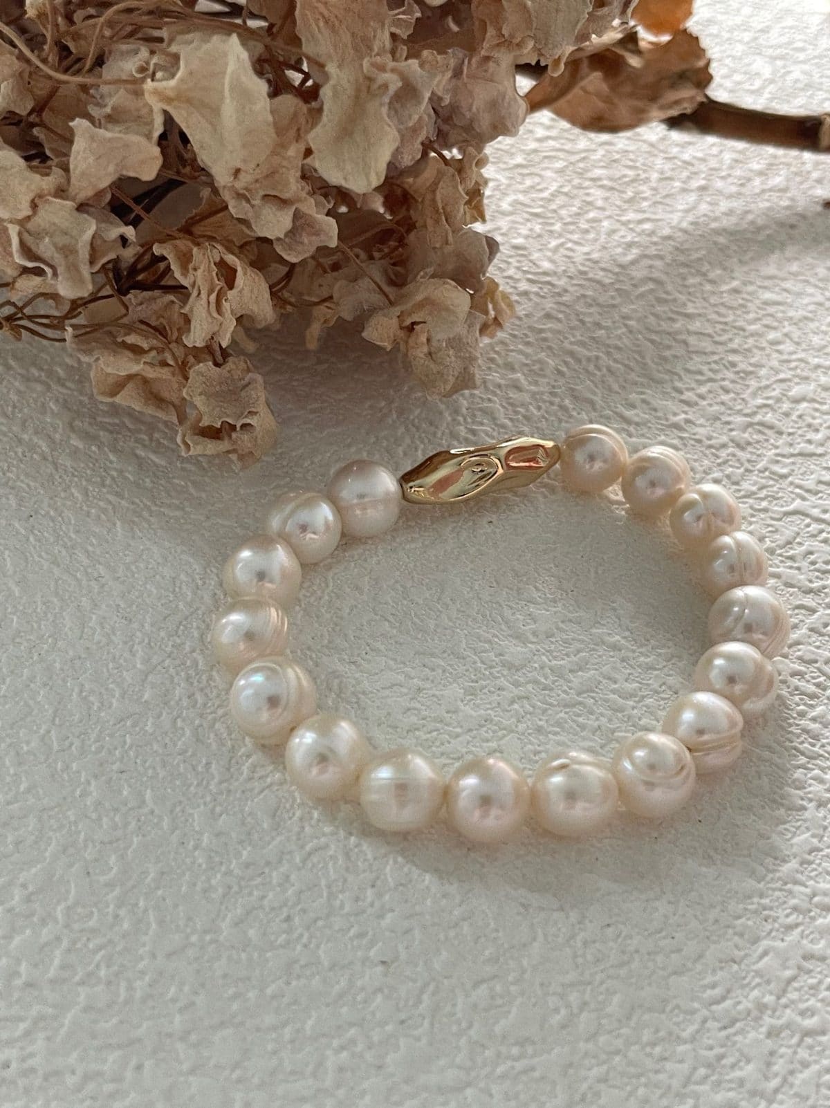 delicate freshwater pearl bracelets — 14K Gold-Filled Ribbed Pearl Bracelet | PoetPearl handcrafted jewelry